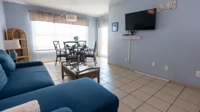 Gulfview I 250 Yards to Beach BBQ Poolside - image 19 of 75