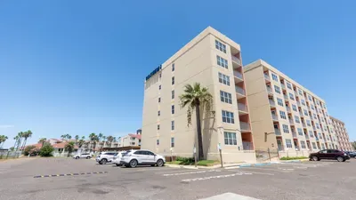 Gulfview I 250 Yards to Beach BBQ Poolside - image 62 of 75