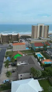 * Pool * Ground Floor w/Patio * Easy Beach Access - image 17 of 66