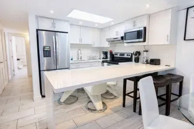 Sea Vista Beachfront 3BR - Heated Pool