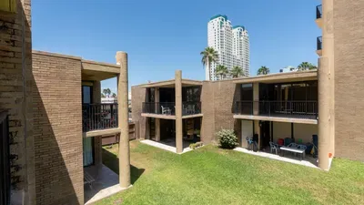 Sea Vista Beachfront 3BR - Heated Pool - image 88 of 129