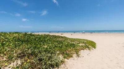 Sea Vista Beachfront 3BR - Heated Pool - image 107 of 129