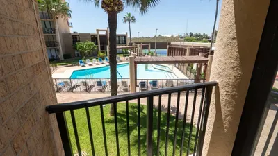 Sea Vista Beachfront 3BR - Heated Pool - image 71 of 129