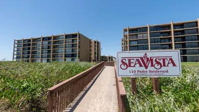 Sea Vista Beachfront 3BR - Heated Pool - image 112 of 129