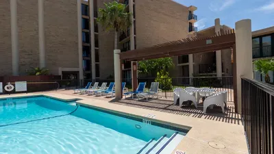 Sea Vista Beachfront 3BR - Heated Pool - image 99 of 129