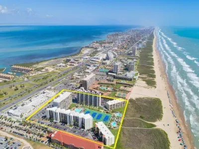 3BR 10th Floor Views, Beachfront Saida Towers SPI - image 15 of 25