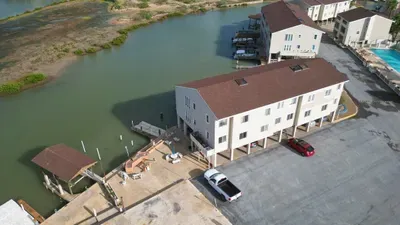 * Boat Slip * Waterfront Pool * Bay Sunset Views - image 94 of 115