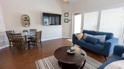 Family Condo - Pool, Jacuzzi & BBQ - Walk to Beach - image 29 of 194