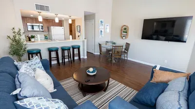 Family Condo - Pool, Jacuzzi & BBQ - Walk to Beach - image 24 of 194
