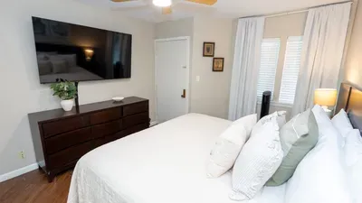 Family Condo - Pool, Jacuzzi & BBQ - Walk to Beach - image 51 of 194