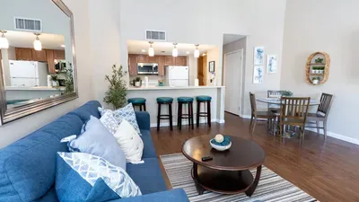 Family Condo - Pool, Jacuzzi & BBQ - Walk to Beach - image 26 of 194
