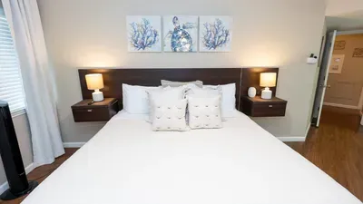 Family Condo - Pool, Jacuzzi & BBQ - Walk to Beach - image 55 of 194