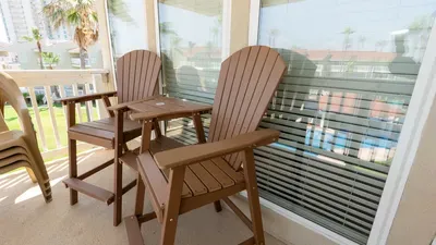 Family Condo - Pool, Jacuzzi & BBQ - Walk to Beach - image 80 of 194