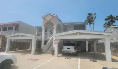 "1 Block to Beach "Pool" Up to 6 "Families - image 41 of 64