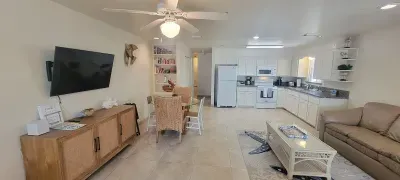 "1 Block to Beach "Pool" Up to 6 "Families - image 25 of 64