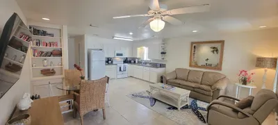 "1 Block to Beach "Pool" Up to 6 "Families - image 26 of 64