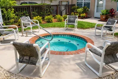 2BR Half Block to Beach, Garage, Heated Pool - image 6 of 103