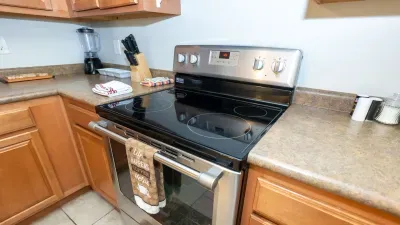 2BR Half Block to Beach, Garage, Heated Pool - image 21 of 103