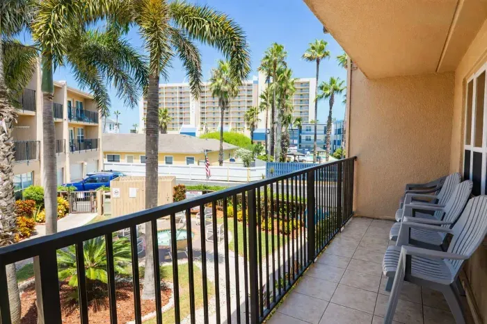 2BR Half Block to Beach, Garage, Heated Pool - image 5 of 103