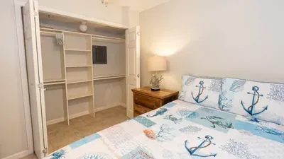 2BR Half Block to Beach, Garage, Heated Pool - image 59 of 103
