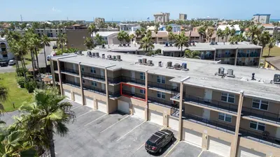 2BR Half Block to Beach, Garage, Heated Pool - image 99 of 103