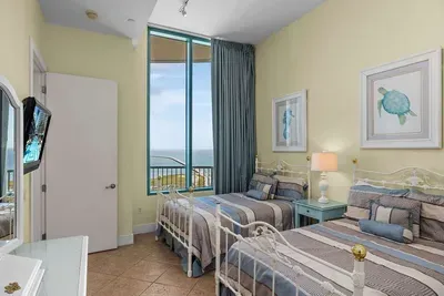 Jr Penthouse 29th Floor Tallest Building SPI - image 217 of 248