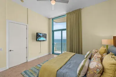 Jr Penthouse 29th Floor Tallest Building SPI - image 235 of 248