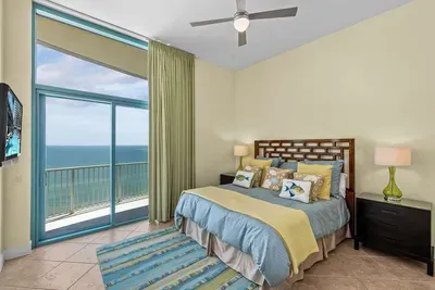 Jr Penthouse 29th Floor Tallest Building SPI - image 238 of 248