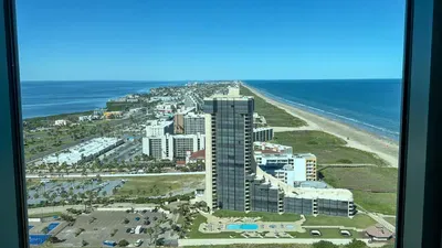 Jr Penthouse 29th Floor Tallest Building SPI - image 13 of 248