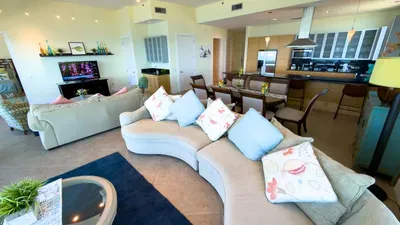 Jr Penthouse 29th Floor Tallest Building SPI - image 20 of 248