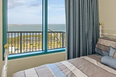 Jr Penthouse 29th Floor Tallest Building SPI - image 220 of 248