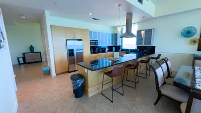 Jr Penthouse 29th Floor Tallest Building SPI - image 56 of 248