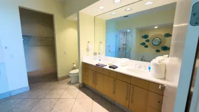 Jr Penthouse 29th Floor Tallest Building SPI - image 74 of 248