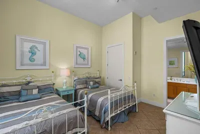 Jr Penthouse 29th Floor Tallest Building SPI - image 216 of 248