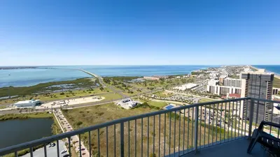 Jr Penthouse 29th Floor Tallest Building SPI - image 116 of 248