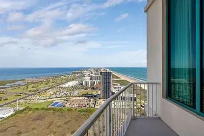 Jr Penthouse 29th Floor Tallest Building SPI - image 215 of 248