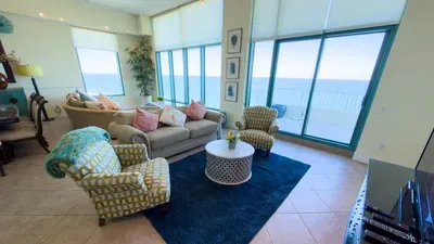 Jr Penthouse 29th Floor Tallest Building SPI - image 26 of 248