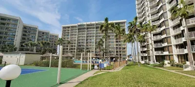 * Gas BBQ * Heated Pool * Direct Beach Very Large - image 27 of 113