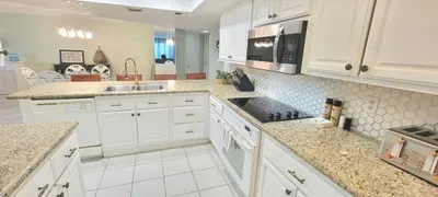 * Gas BBQ * Heated Pool * Direct Beach Very Large - image 86 of 113