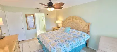 * Gas BBQ * Heated Pool * Direct Beach Very Large - image 88 of 113