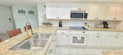 * Gas BBQ * Heated Pool * Direct Beach Very Large - image 11 of 113