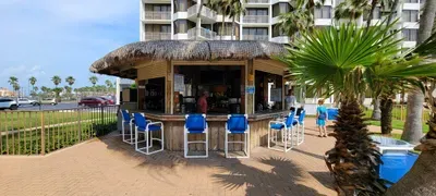 * Gas BBQ * Heated Pool * Direct Beach Very Large - image 32 of 113