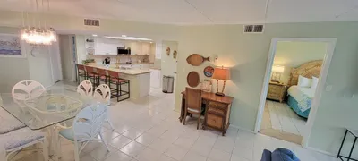 * Gas BBQ * Heated Pool * Direct Beach Very Large - image 110 of 113