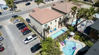Near Beach - 2nd Floor - Pool - Walk to All - image 39 of 109