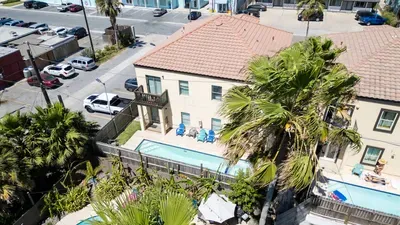 Near Beach - 2nd Floor - Pool - Walk to All - image 40 of 109