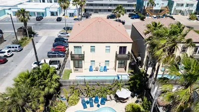 Near Beach - 2nd Floor - Pool - Walk to All - image 36 of 109