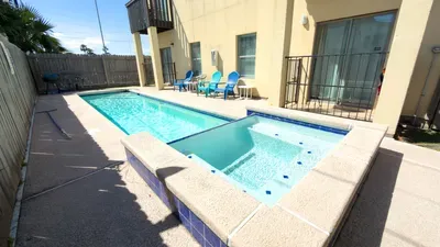 Near Beach - 2nd Floor - Pool - Walk to All - image 98 of 109