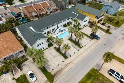 2BR Half Block to Beach, Gas Grill, Pets, SPI - image 41 of 53