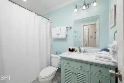 2BR Half Block to Beach, Gas Grill, Pets, SPI - image 16 of 53
