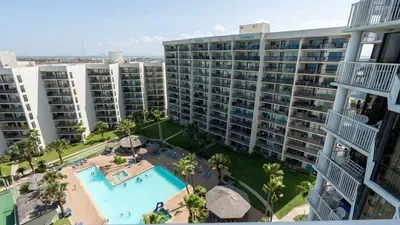 Beachfront 2BR 11th Floor Views, Saida Royale SPI - image 89 of 227